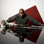 Música | "MarraJazz - quando a Marrabenta encontra o Jazz", de Timóteo Cuche